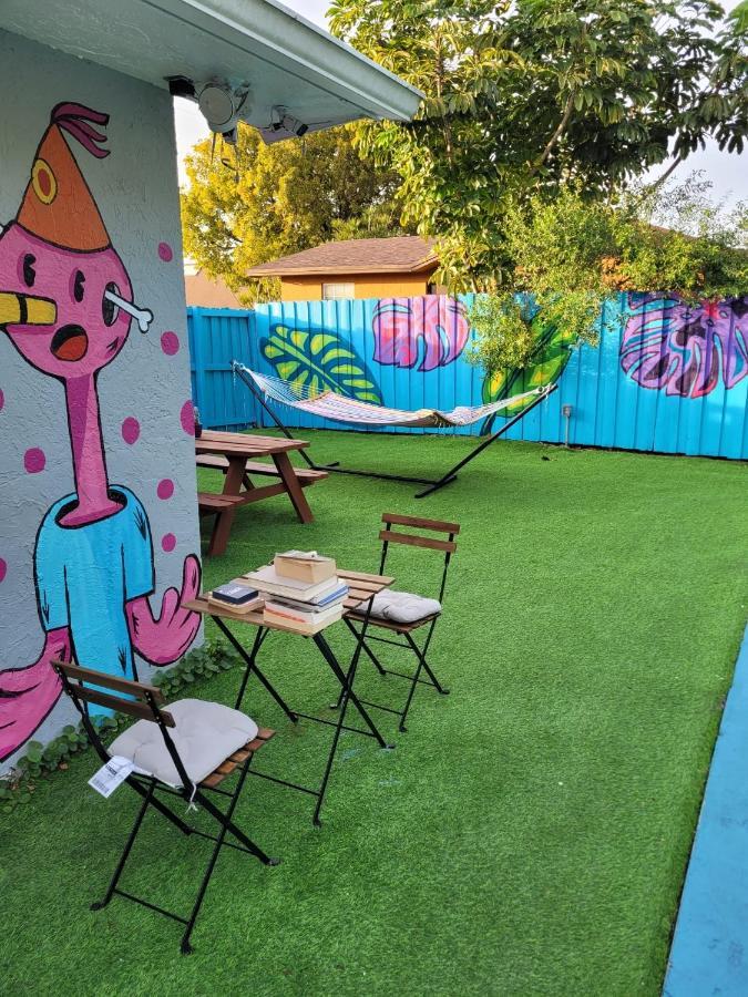 Art Graffiti Hostel Miami Exterior foto